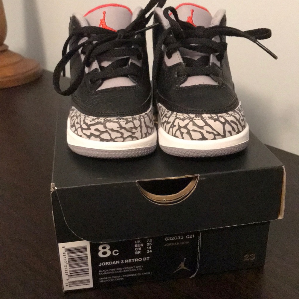 Brand New Jordan 3 Retro BT sneakers